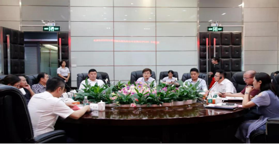 騰遠惠(hui)雲-中雲供(gong)應鍊金融(róng)深圳展示(shì)應用說明(ming)峰會在中(zhong)亞矽谷海(hai)岸會議廳(ting)舉行