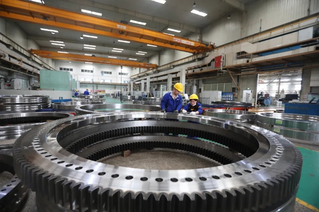 “中國軸承(chéng)工業搖籃”闊(kuò)步走向世界(jie)