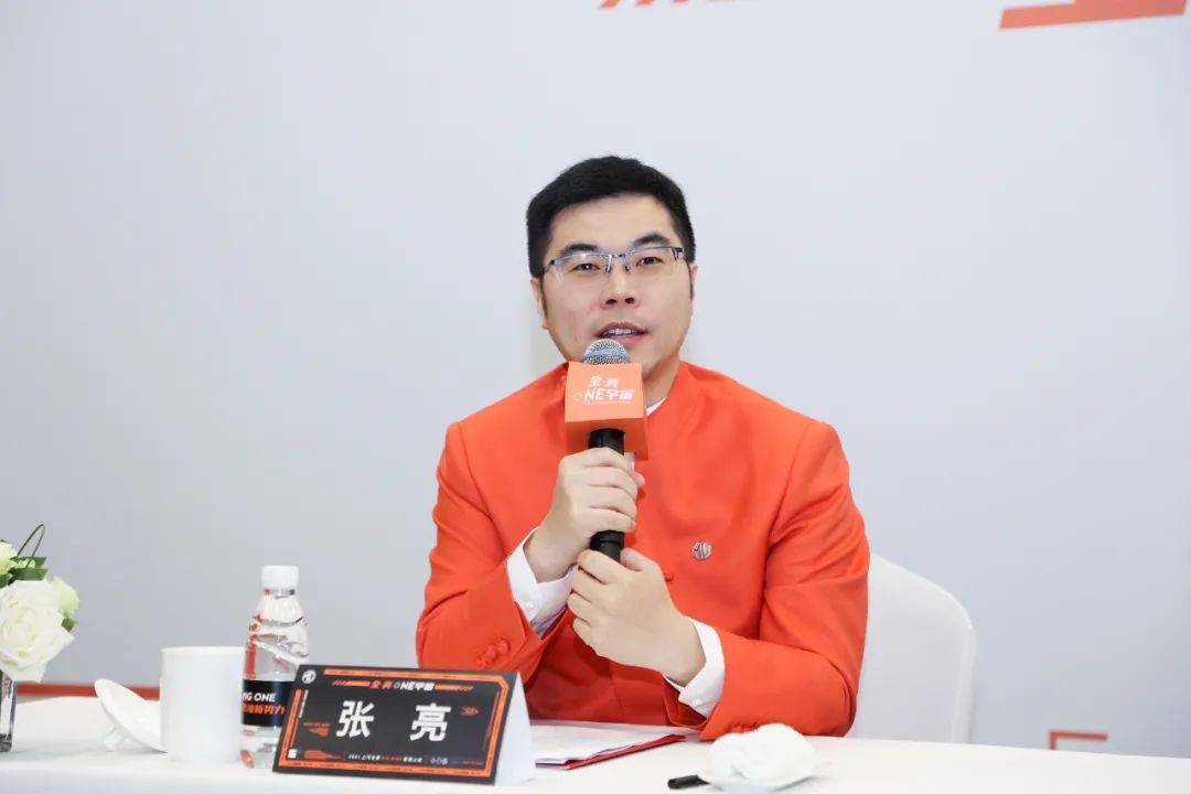 讓更多(duō)的年輕人享受前(qián)沿科技,MG ONE的護城河(hé)非常深