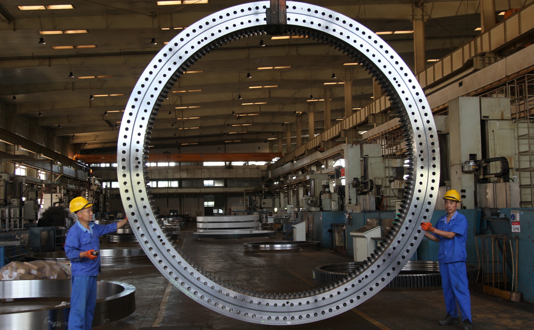 中國(guo)至今仍未攻克的(de)尖端裝備:高端軸(zhou)承,德日用十倍高(gao)價賣給中國