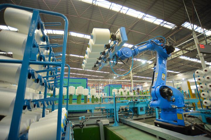 深化(hua)互聯網(wang)、大數據(jù)、人工智(zhì)能與實(shi)體經濟(ji)融合 工(gong)業互聯(lián)網賦能(néng)浙江智(zhì)造